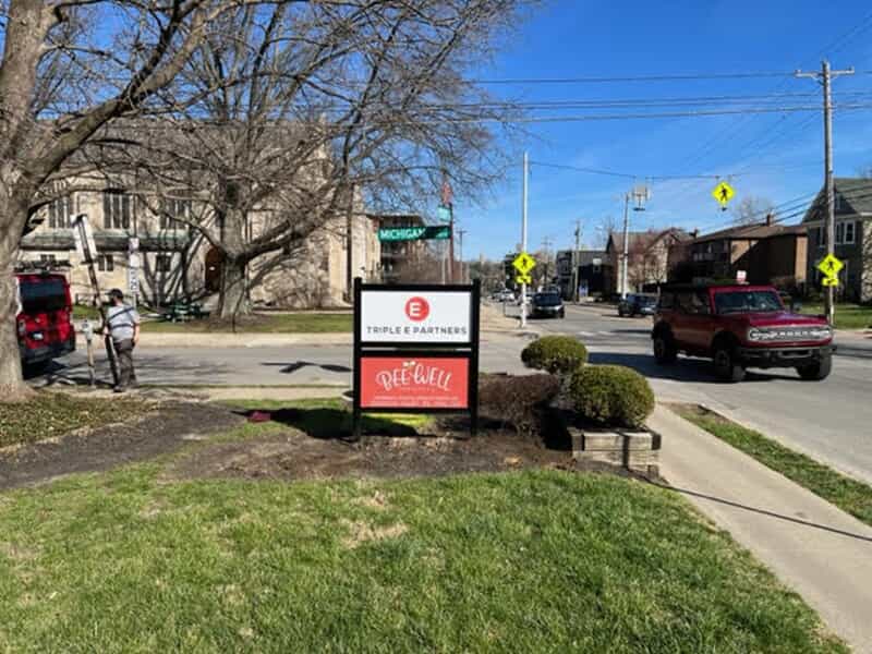 Cincinnati Retail Signs
